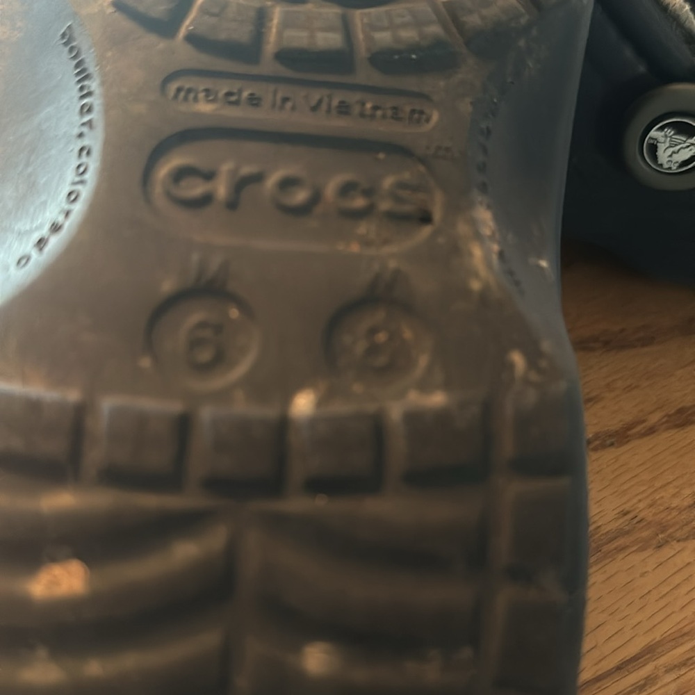 Crocs - Picture 6 of 6